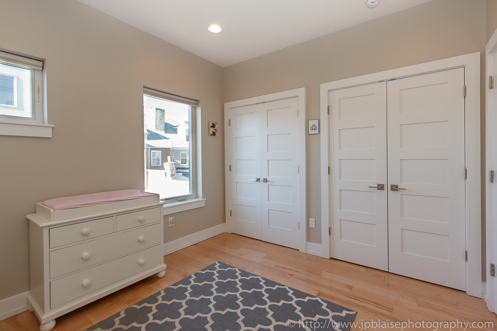 Real estate photography session : Child bedroom on second floor
