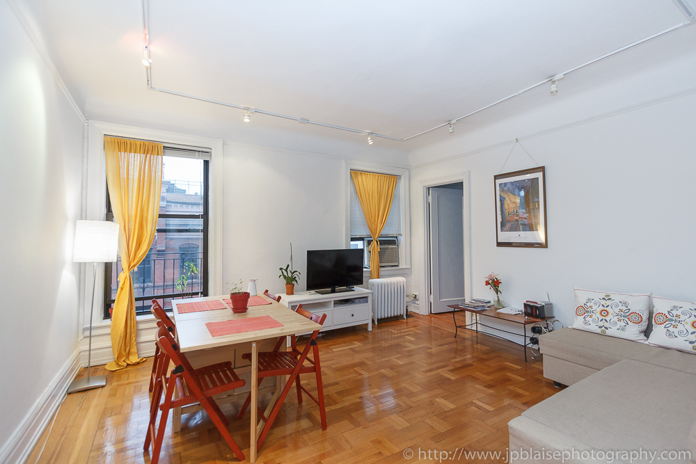 Apartment photographer work: Living room of 2 bedroom apartment in Chelsea, New York City