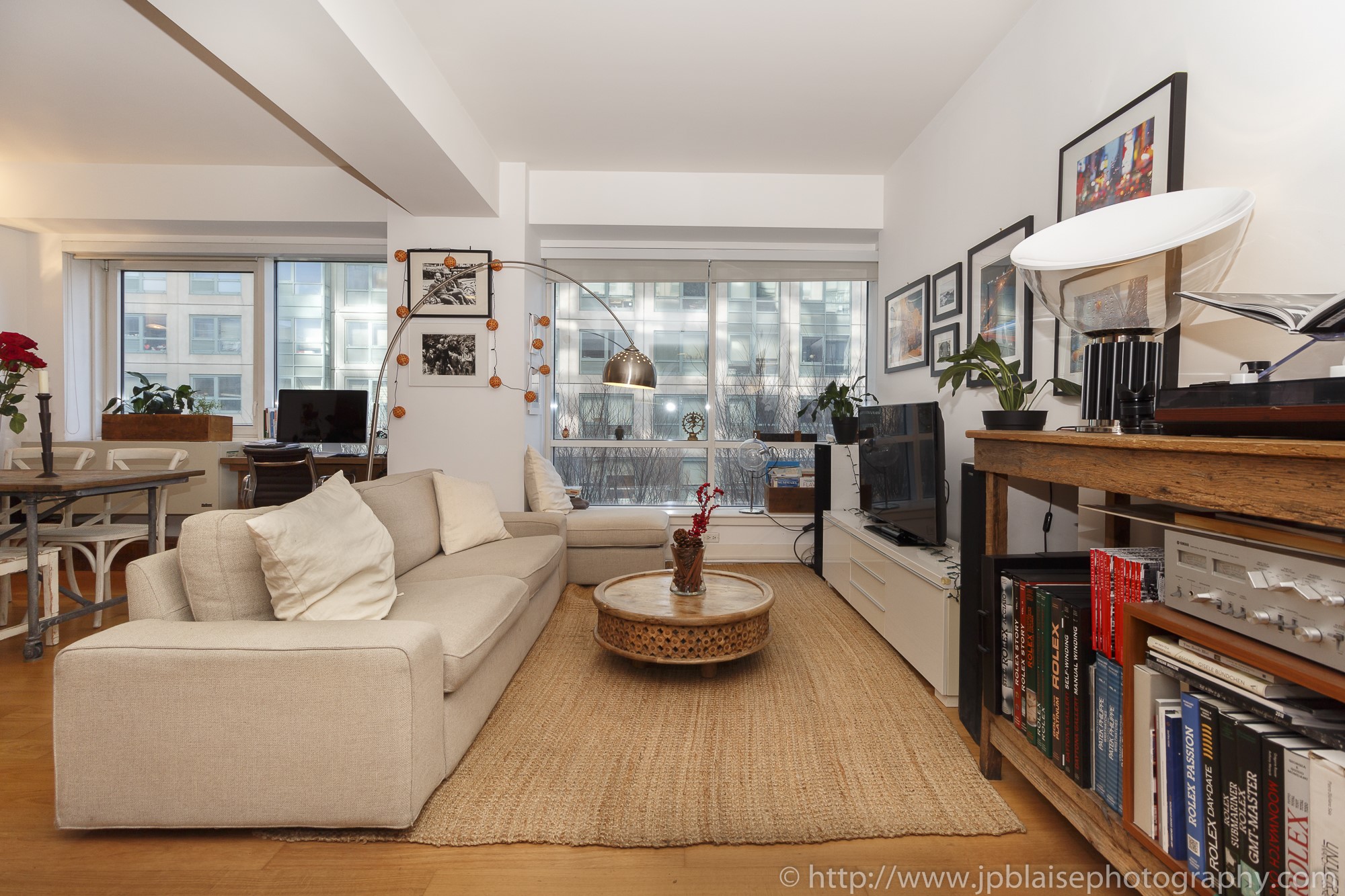 Brooklyn nyc apartment photographer interior real estate ny new york photography living room