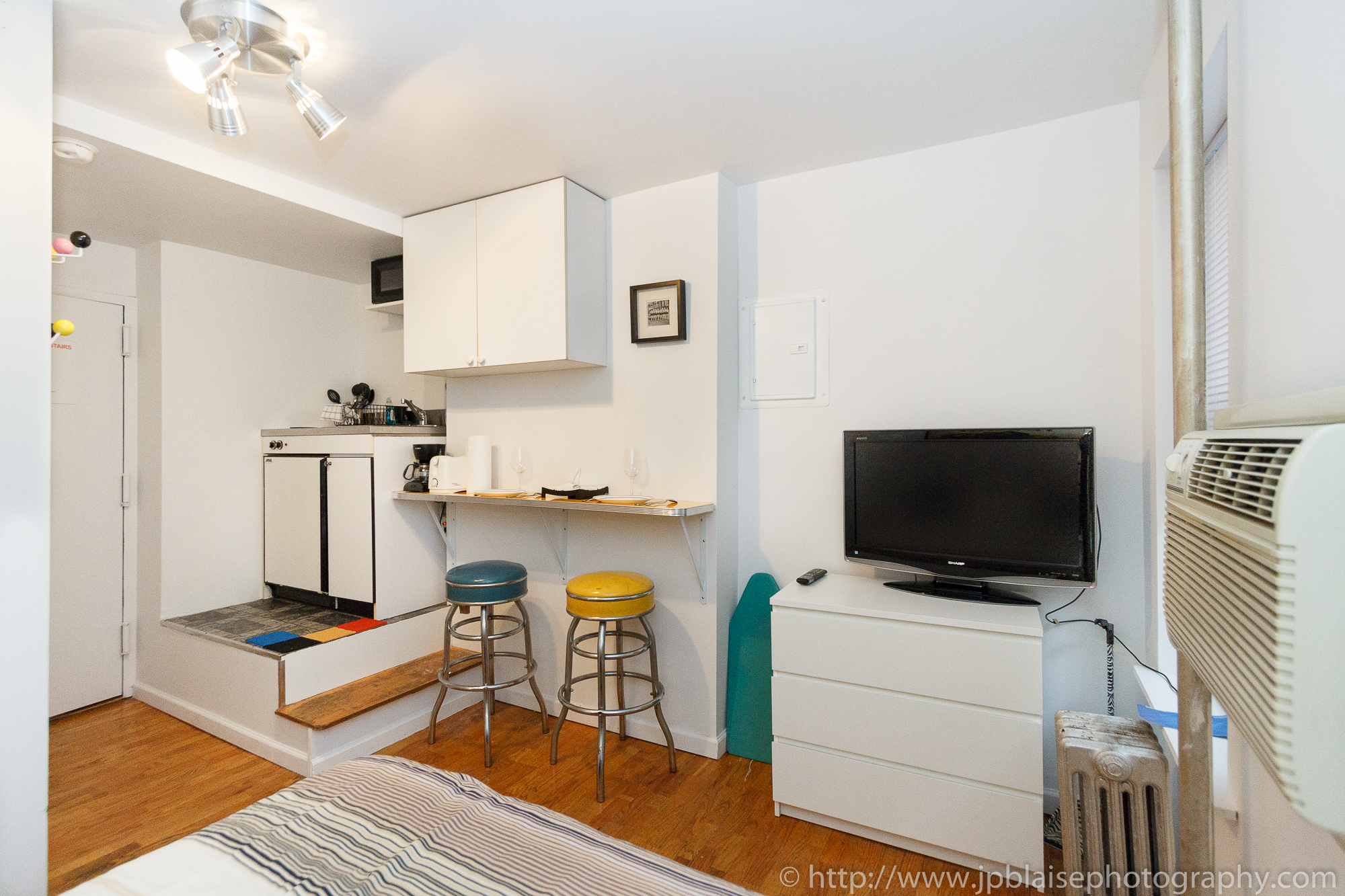 Interior Photography work: rooms for rent in midtown west new york city manhattan
