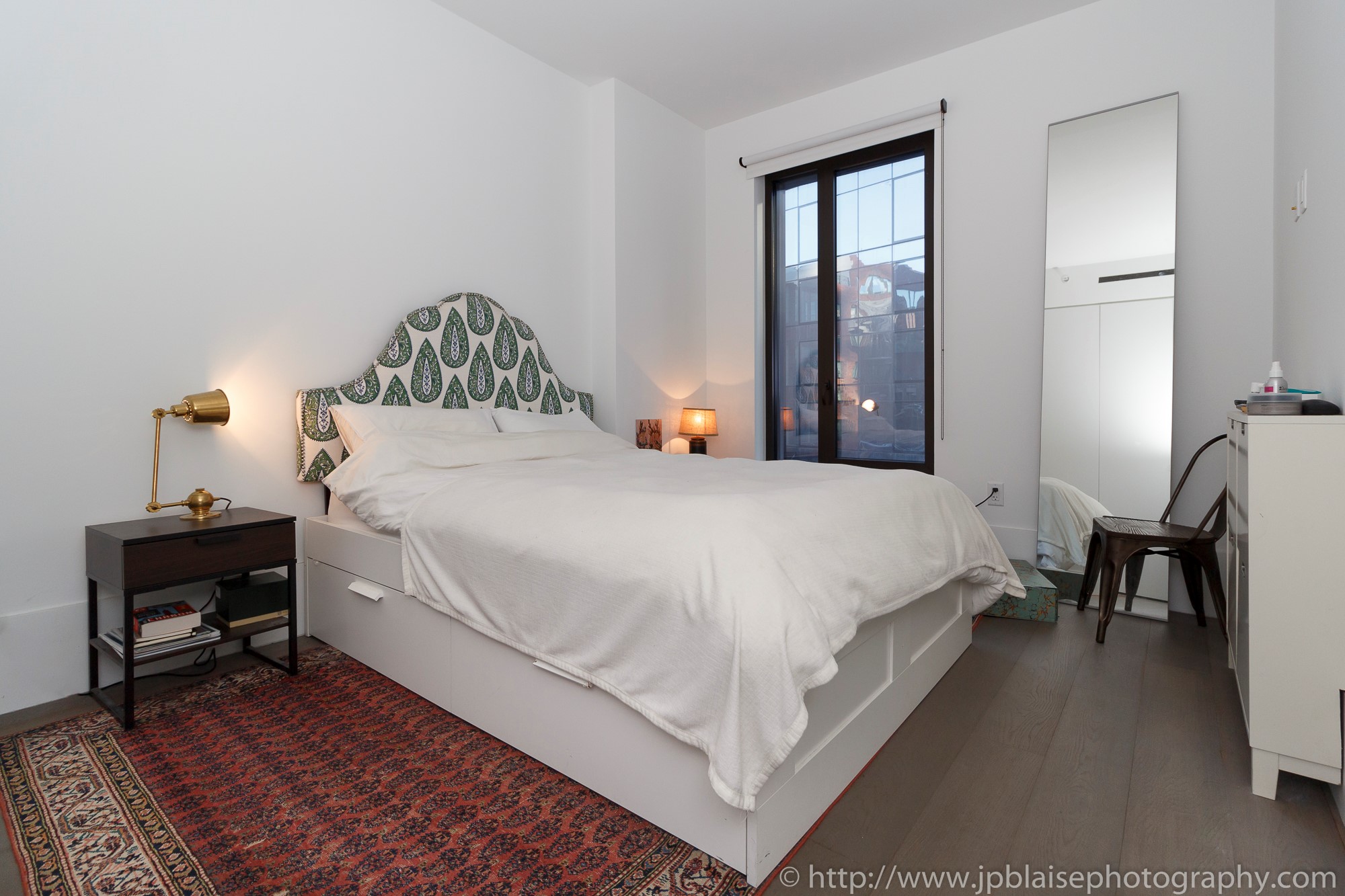 New york apartment photographer real estate interior bedroom Williamsburg Brooklyn ny nyc bedroom