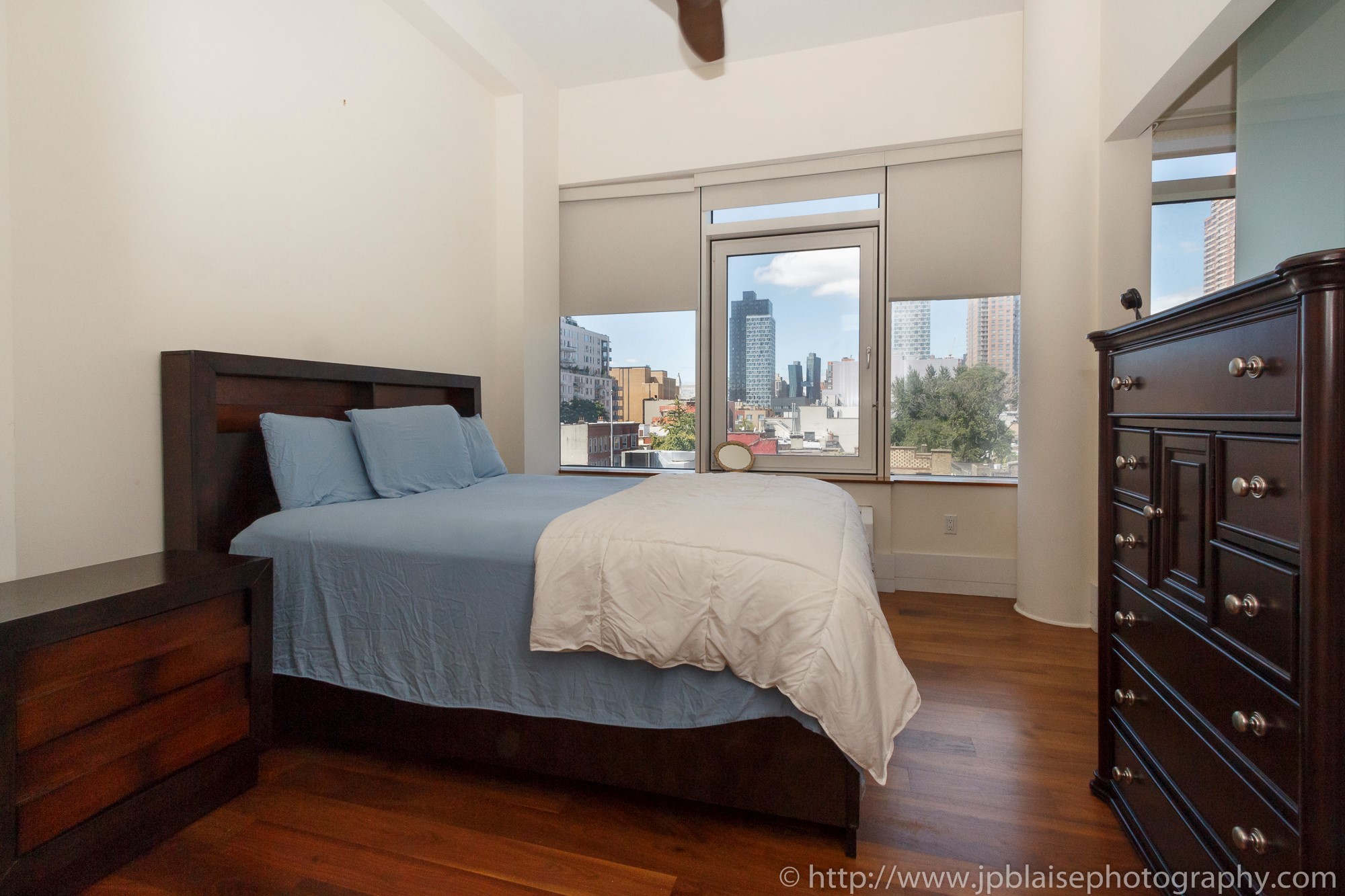 New york real estate photographer one bedroom apartment long island city queens