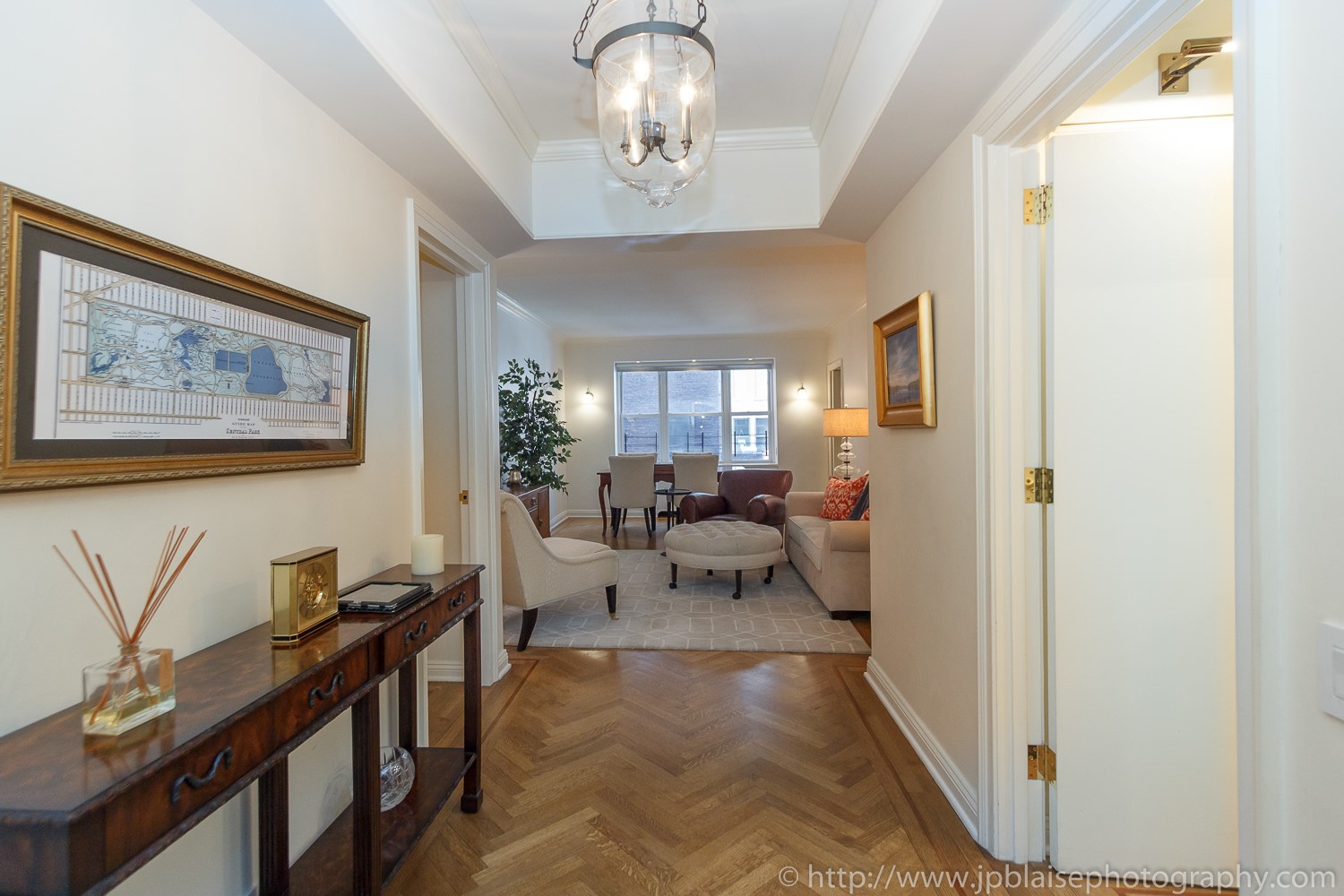 Real estate photographer new york two bedroom apartment in murray hill
