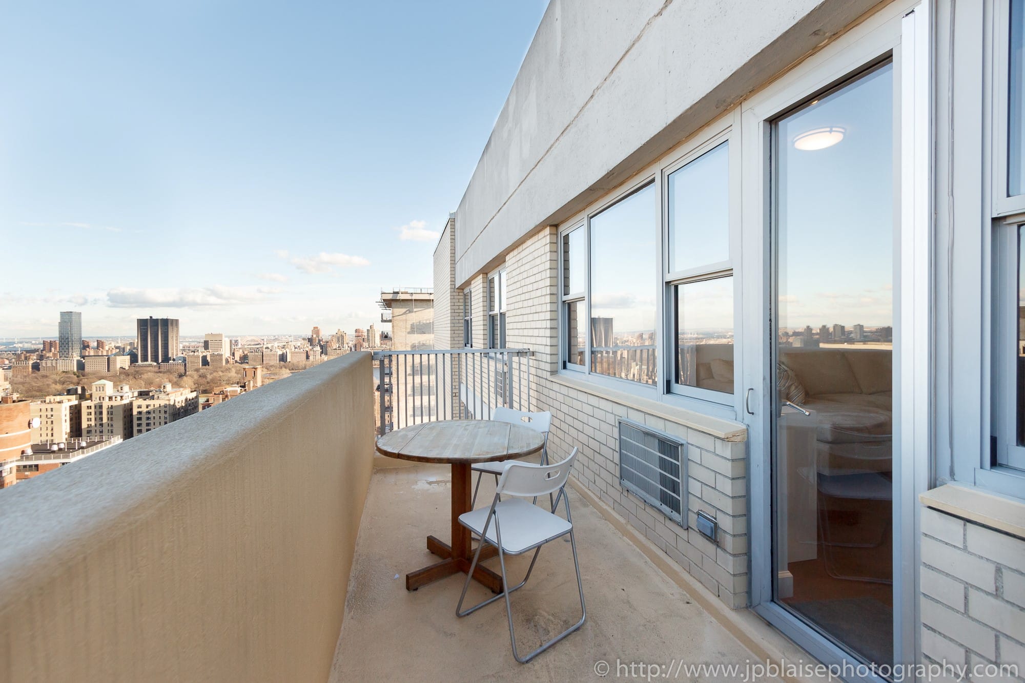 NY Apartment photographer session one bedroom on Upper West Side