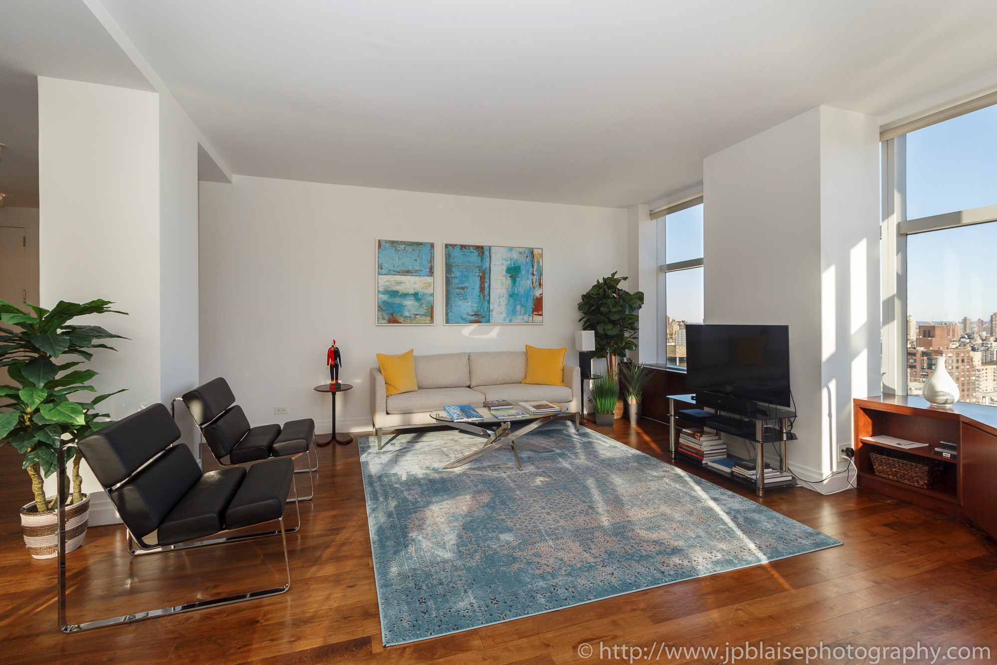 nyc apartment photographer lincoln square two bedroom real estate interior photo ny new york living