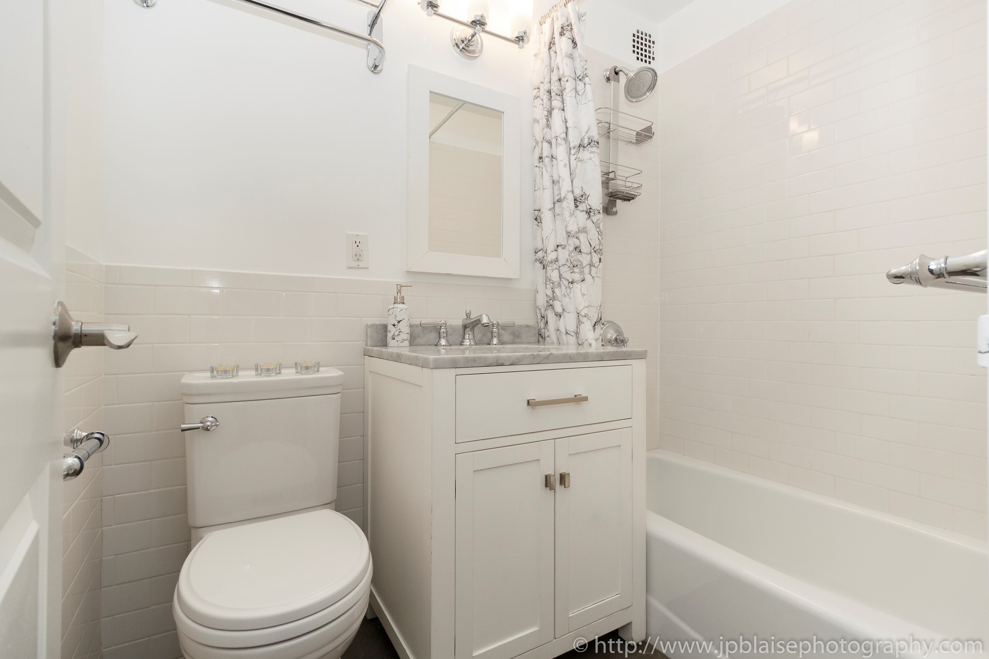 nyc apartment photographer two bedroom unit upper east side real estate photography interior new york ny bathroom
